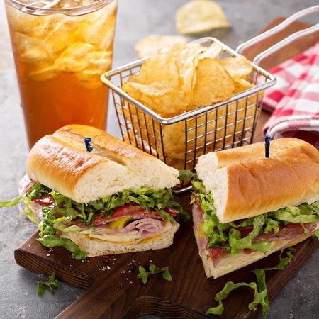 Chips that Pair Well With Sandwiches